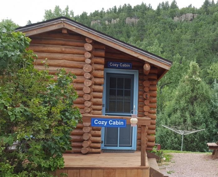 River Falls Lodging -Black Hills, South Dakota Hot Springs Ngoại thất bức ảnh