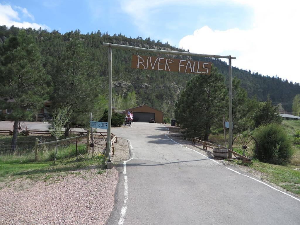 River Falls Lodging -Black Hills, South Dakota Hot Springs Ngoại thất bức ảnh