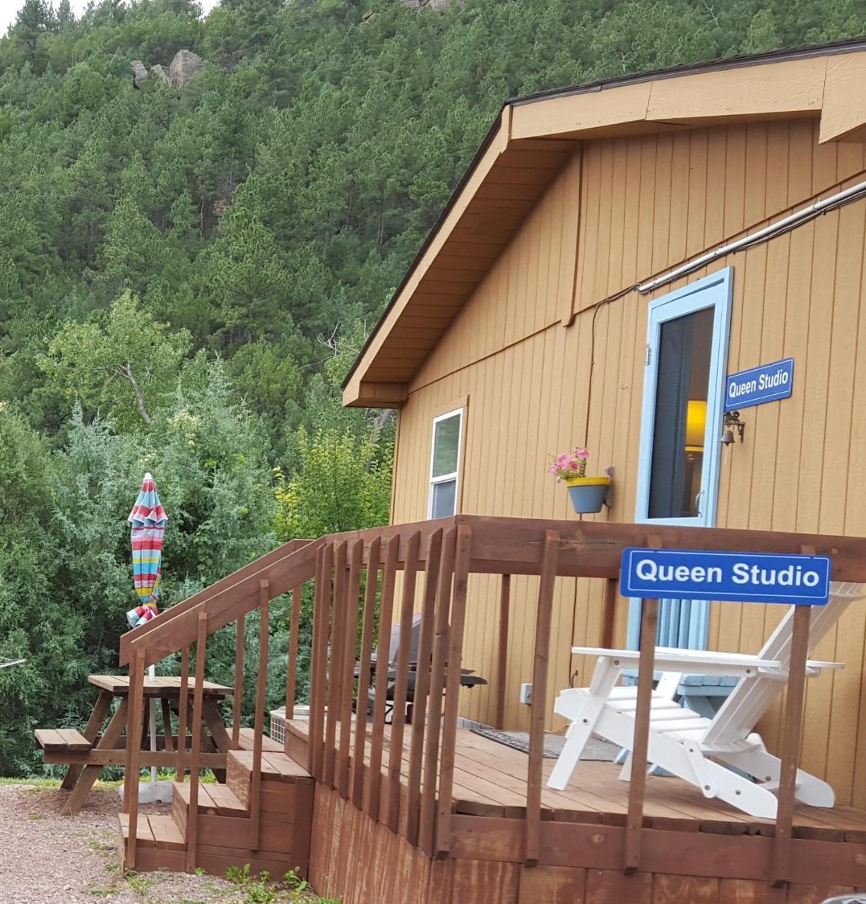 River Falls Lodging -Black Hills, South Dakota Hot Springs Ngoại thất bức ảnh